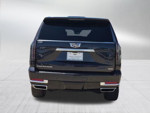 Used 2025 Cadillac Escalade Premium Luxury AWD/4WD image 4