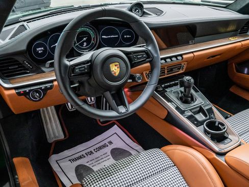 Used 2023 Porsche 911 Sport Classic image 12