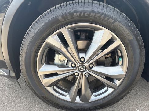 Used 2020 Nissan Murano Platinum AWD/4WD image 25