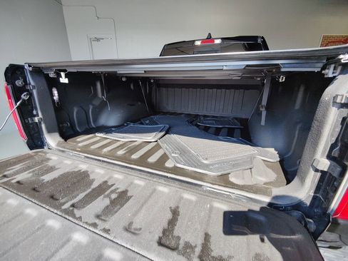 Used 2019 RAM 1500 Limited image 10