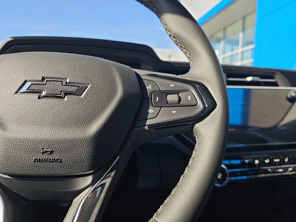 New 2027 Chevrolet Bolt LT w/ Comfort Package FWD image 33
