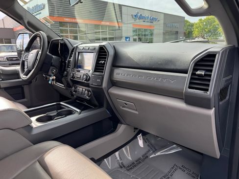 Used 2022 Ford F350 XLT w/ Black Appearance Package AWD/4WD image 30