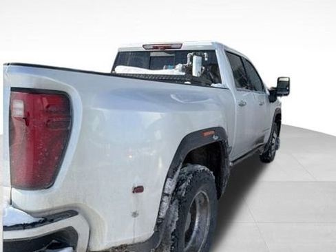 Used 2024 GMC Sierra 3500 Denali Ultimate image 5