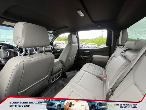 Used 2022 GMC Sierra 1500 SLT image 15