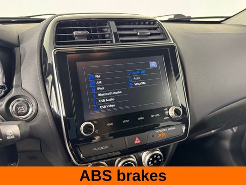 Used 2024 Mitsubishi Outlander Sport SE image 14