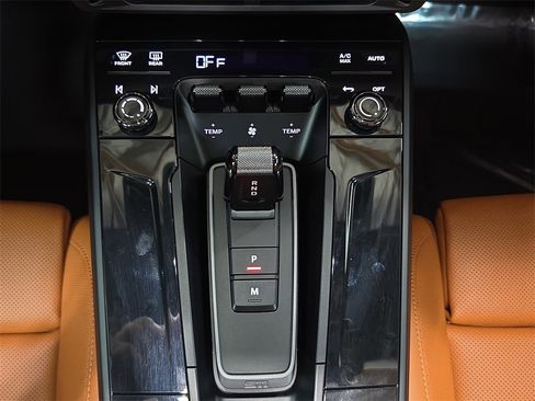 Used 2025 Porsche 911 Carrera GTS image 19