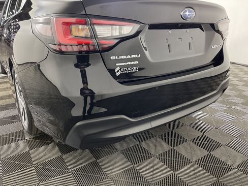 Used 2025 Subaru Legacy Limited image 7