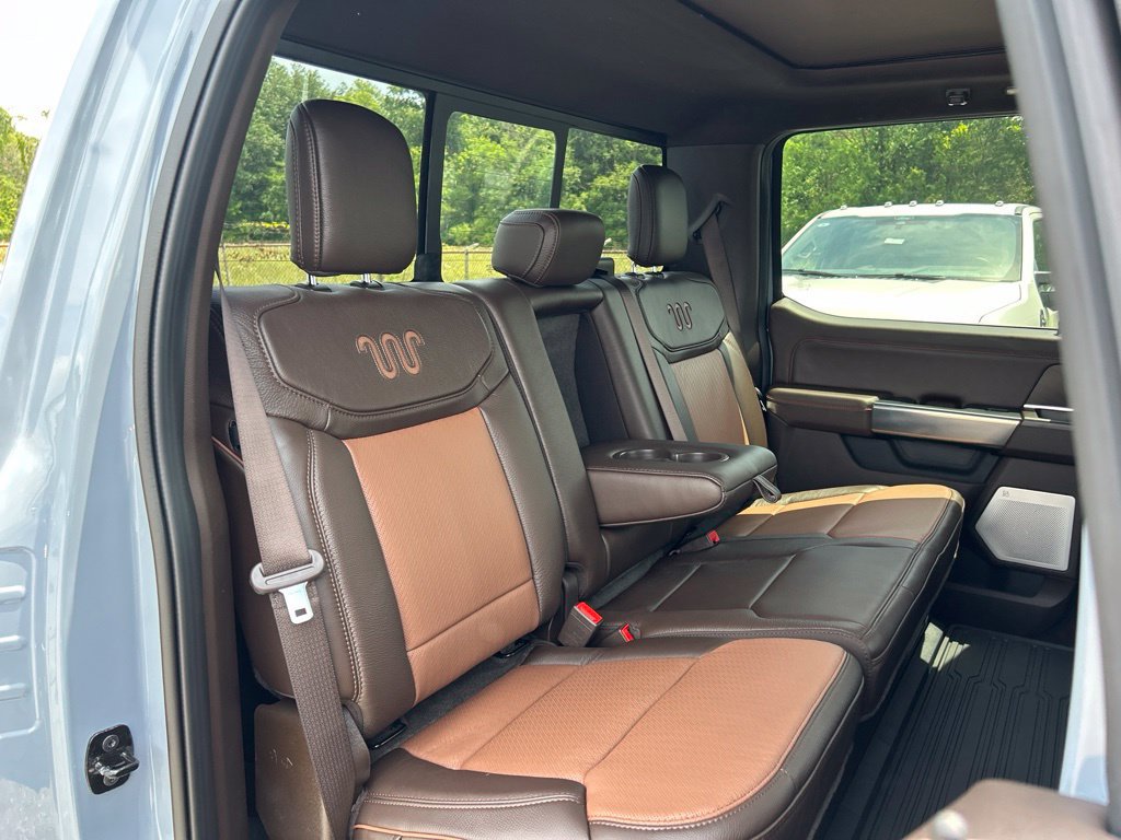 New 2026 Ford F250 King Ranch w/ Chrome Package AWD/4WD image 43