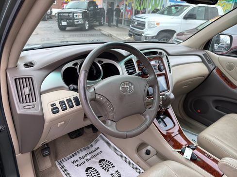 Used 2007 Toyota Highlander Limited image 10