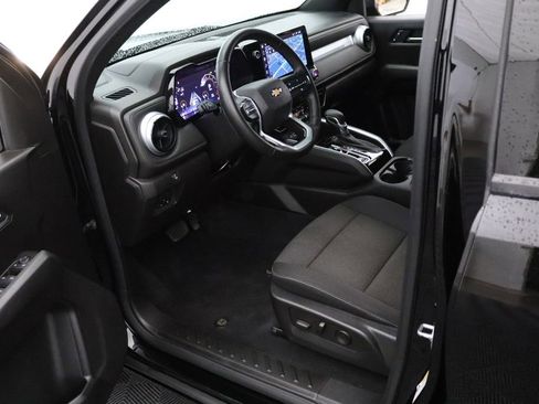 Used 2024 Chevrolet Colorado LT w/ LT Convenience Package II image 14