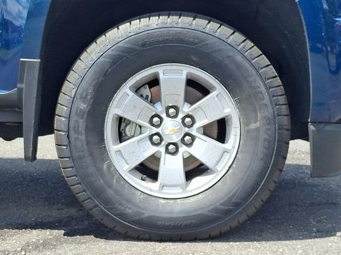 Used 2019 Chevrolet Colorado W/T w/ WT Convenience Package AWD/4WD image 8