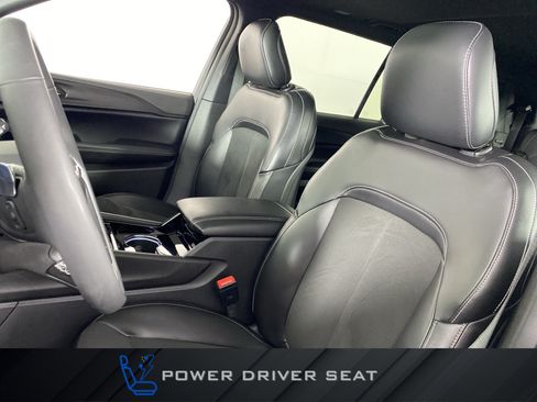 Used 2023 Jeep Grand Cherokee L Laredo AWD/4WD image 17