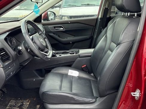 Used 2021 Nissan Rogue SV w/ Premium Package image 10