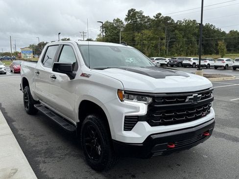 Used 2024 Chevrolet Silverado 1500 LT Trail Boss w/ Protection Package image 8