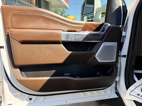 Used 2025 Ford F350 King Ranch AWD/4WD image 24