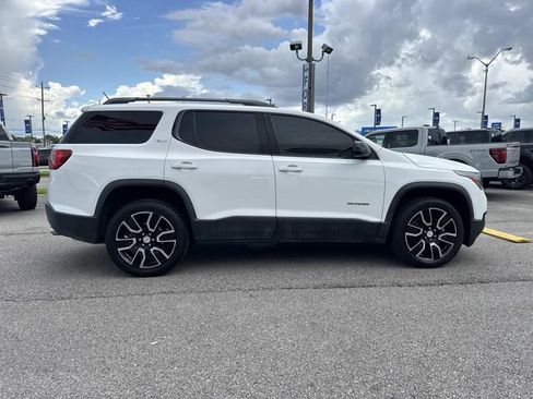 Used 2019 GMC Acadia SLT w/ Black Edition FWD image 4