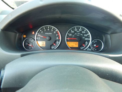 Used 2012 Nissan Pathfinder S AWD/4WD image 23