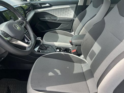 Certified 2023 Volkswagen Taos S w/ IQ Drive S Package FWD image 9