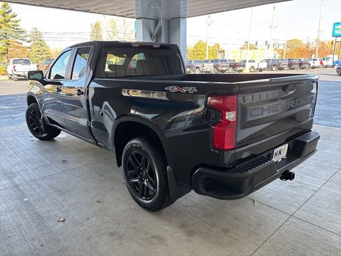 Used 2022 Chevrolet Silverado 1500 RST w/ LPO, Blackout Package image 4