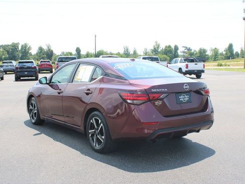 Used 2024 Nissan Sentra SV FWD image 7