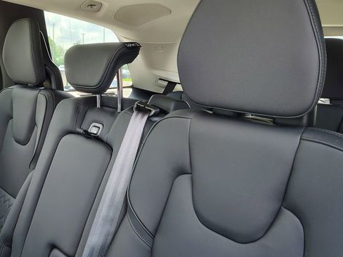 New 2026 Volvo XC90 B6 Plus w/ Protection Package Premier image 33