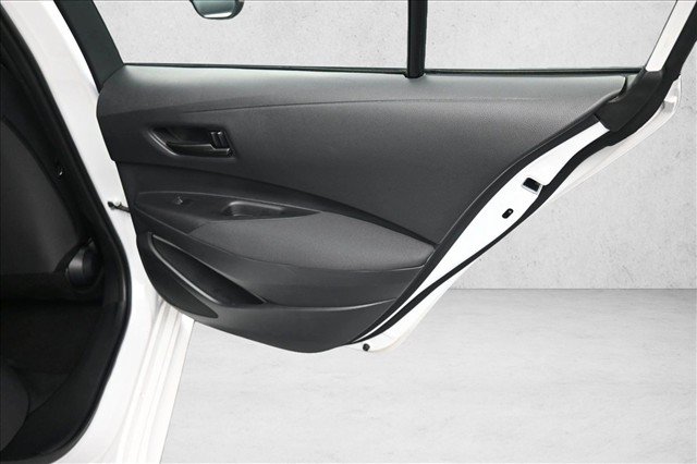 Used 2025 Toyota Corolla LE FWD image 26
