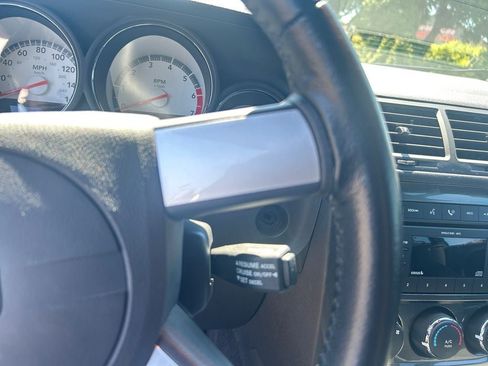 Used 2009 Dodge Challenger R/T RWD image 16