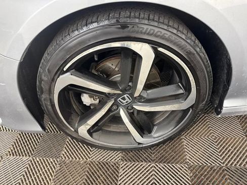 Used 2019 Honda Accord Sport image 28