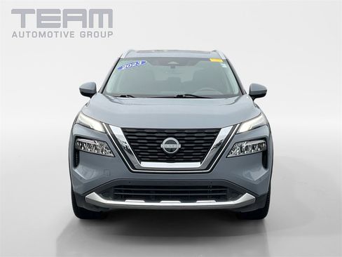 Used 2023 Nissan Rogue Platinum w/ Platinum Premium Package image 2
