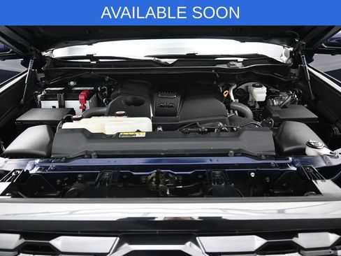 Used 2023 Toyota Tundra Platinum w/ Advanced Package AWD/4WD image 37