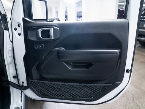 Used 2021 Jeep Wrangler Unlimited Rubicon image 21