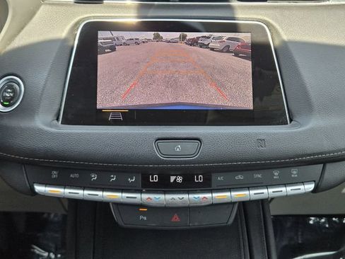 Used 2019 Cadillac XT4 Luxury FWD image 17
