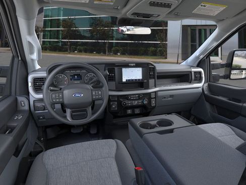 New 2026 Ford F550 4x4 Regular Cab Super Duty image 9