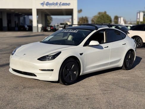 Used 2023 Tesla Model 3 Standard Range image 7