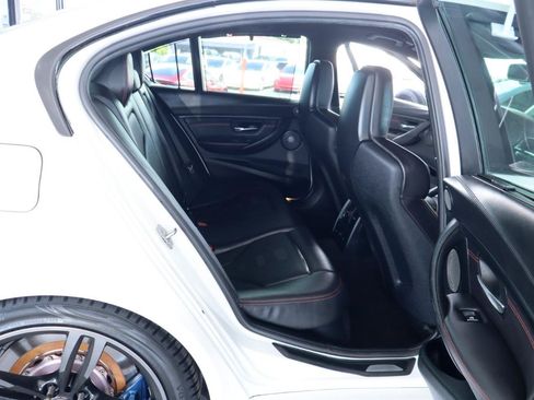 Used 2016 BMW M3 RWD image 43