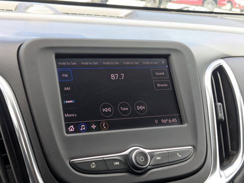 Used 2020 Chevrolet Equinox LT FWD image 21