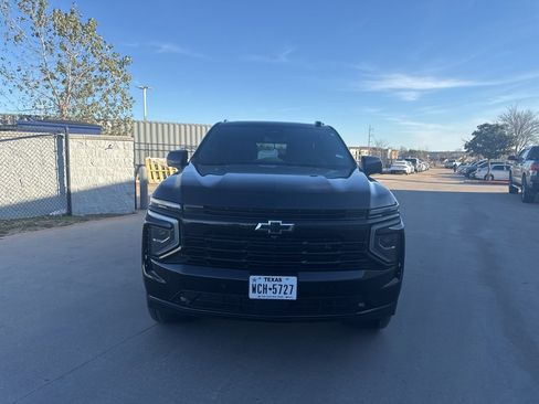 Used 2025 Chevrolet Suburban RST w/ RST Capability Package image 10