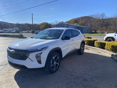 Used 2024 Chevrolet Trax RS w/ Driver Confidence Package