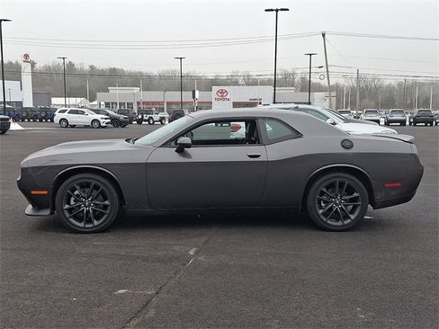 Used 2023 Dodge Challenger GT w/ Plus Package image 4