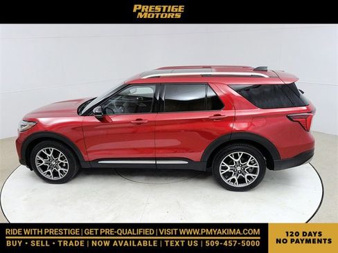 Used 2025 Ford Explorer Platinum w/ Ultimate Package image 16