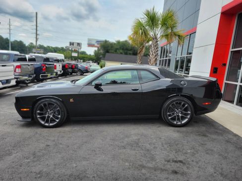 Used 2023 Dodge Challenger R/T Scat Pack RWD image 7