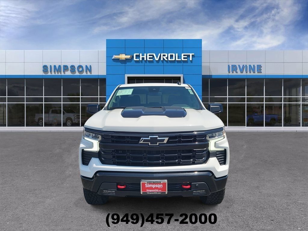 Used 2024 Chevrolet Silverado 1500 LT Trail Boss w/ Convenience Package II AWD/4WD image 3