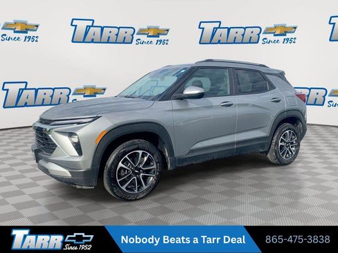 Used 2025 Chevrolet TrailBlazer LT AWD/4WD image 1
