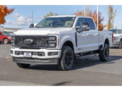 New 2026 Ford F350 Lariat w/ Black Appearance Package image 7
