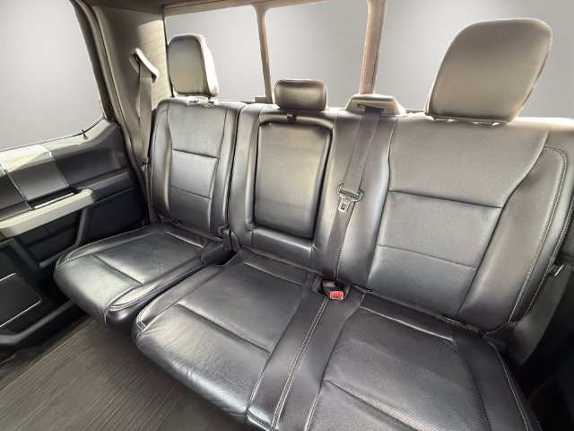 Used 2017 Ford F150 Lariat w/ Equipment Group 502A Luxury AWD/4WD image 14