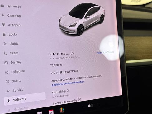 Used 2020 Tesla Model 3 Standard Range Plus RWD image 16