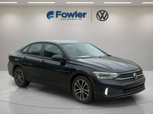 Used 2024 Volkswagen Jetta Sport FWD image 1