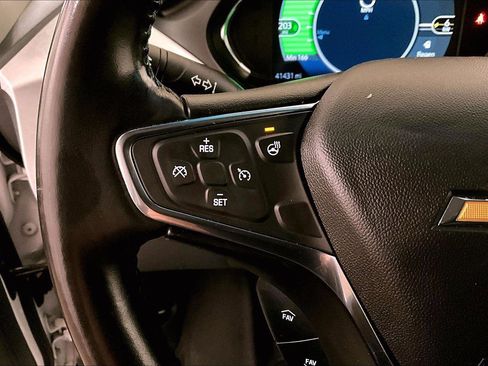 Used 2020 Chevrolet Bolt LT image 17