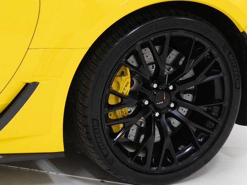 Used 2018 Chevrolet Corvette Z06 RWD image 76