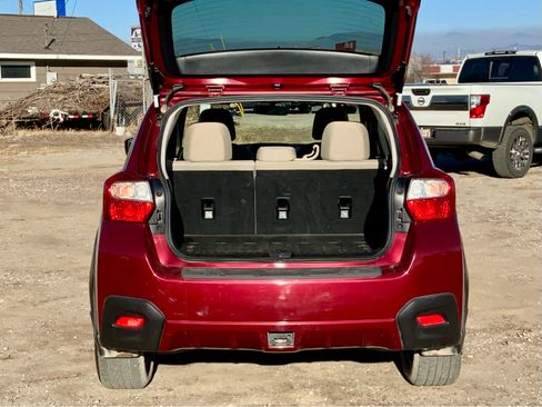 Used 2016 Subaru Crosstrek 2.0i Premium w/ Moonroof Package image 18